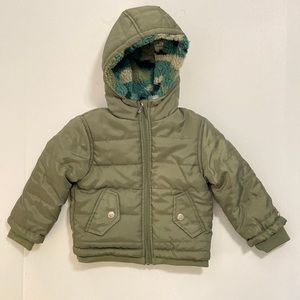Tahari fleece hooded green puffer jacket size 2T